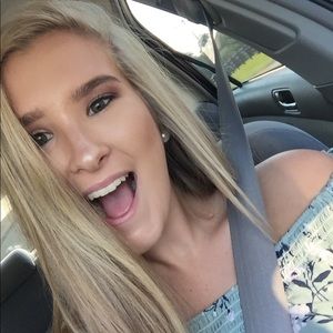 Meet your Posher, Kenzie